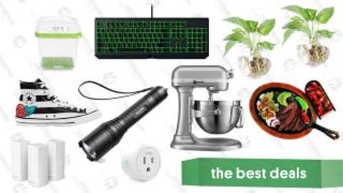 Wednesday's Best Deals: Razer Keyboard, Linksys Gold Box, Zappos Summer Sale, and More