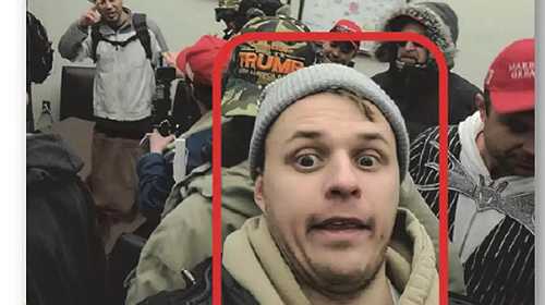 Chicago Cop Arrested In Jan. 6 Attack Allegedly Texted ‘We Inside The Capital LMFAO’