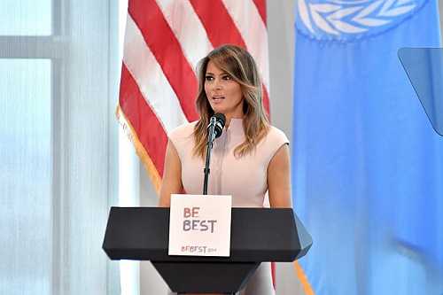 Melania Trump Went to Africa Dressed Like a Smooth Criminal and Twitter Got Jokes&nbsp;