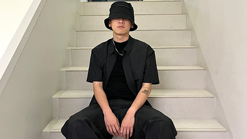 K-pop star apologizes for 'misunderstanding,' after being accused of snubbing Black fans