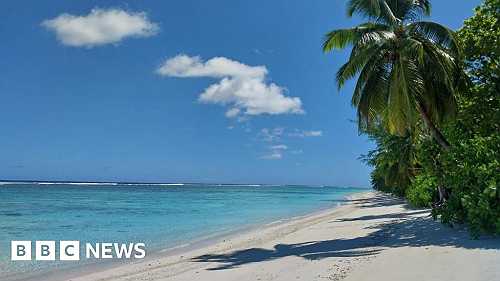 Is this tiny Mauritian island a confidential spy station?