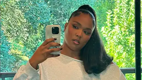 'No Way That's Lizzo': Lizzo’s Unrecognizably Thin Figure Has Fans Singing Her Praises Years After Weight Loss Struggles