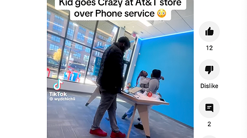 WATCH: Viral Video of Black Teen Screaming at Her Mother in Cell Phone Store Has Social Media Wondering How She Made it Out Alive