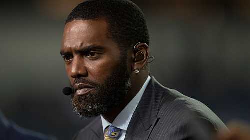 ESPN's Moss asks for prayers over health issue