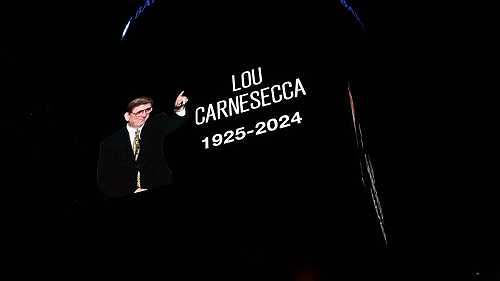 St. John's teams to honor Carnesecca at games