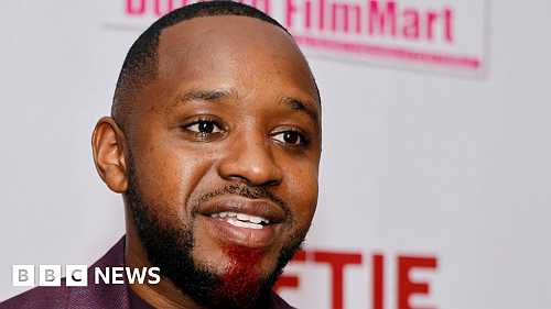 Boniface Mwangi: Tanzania frees activist after Kenyan government's demand