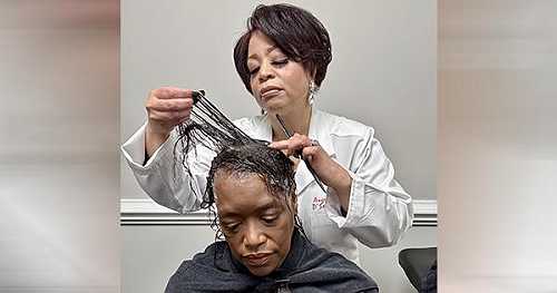 Entrepreneur Launches Free Hotline for Black Women Experiencing Hair Loss or Scalp Issues