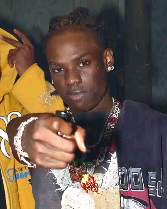 Get use to me🌹🌹🌹