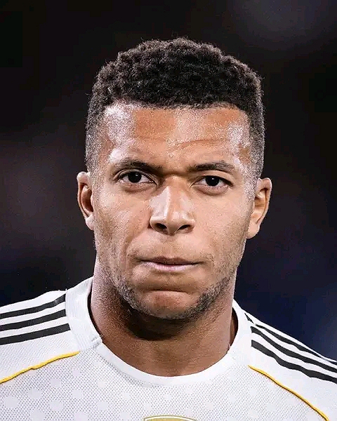 🚨⚪️ Kylian Mbappe has scored 55.3% of Real Madrids goals this season! 🤯